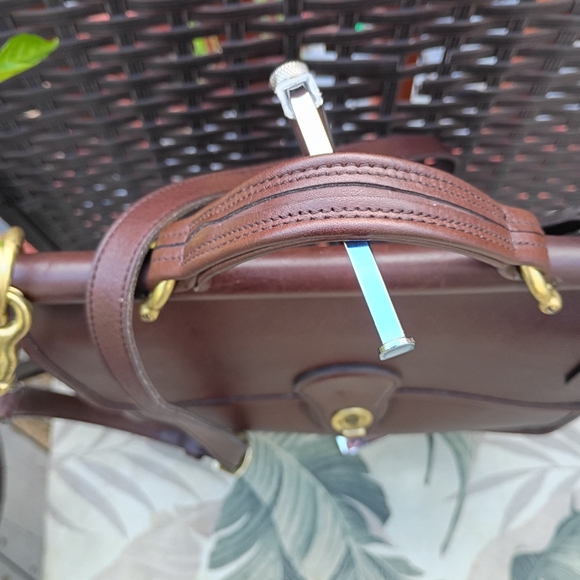 Vintage Coach Willis Bag 9927 Cross Body Mahogany Brown, 1990s - Picture 15 of 17